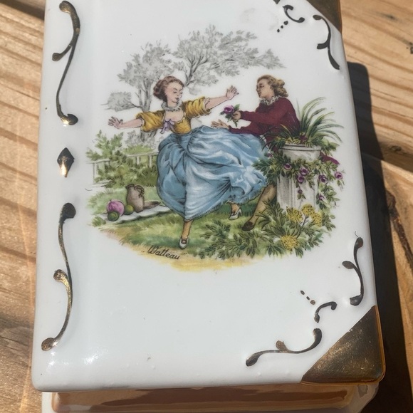 Limoge Decor Trinket Box - Picture 1 of 5
